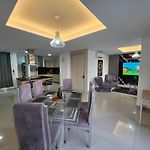 Luxury 3Br 2Ba Penthouse Close To Airport-Beach-Rooftop Pool