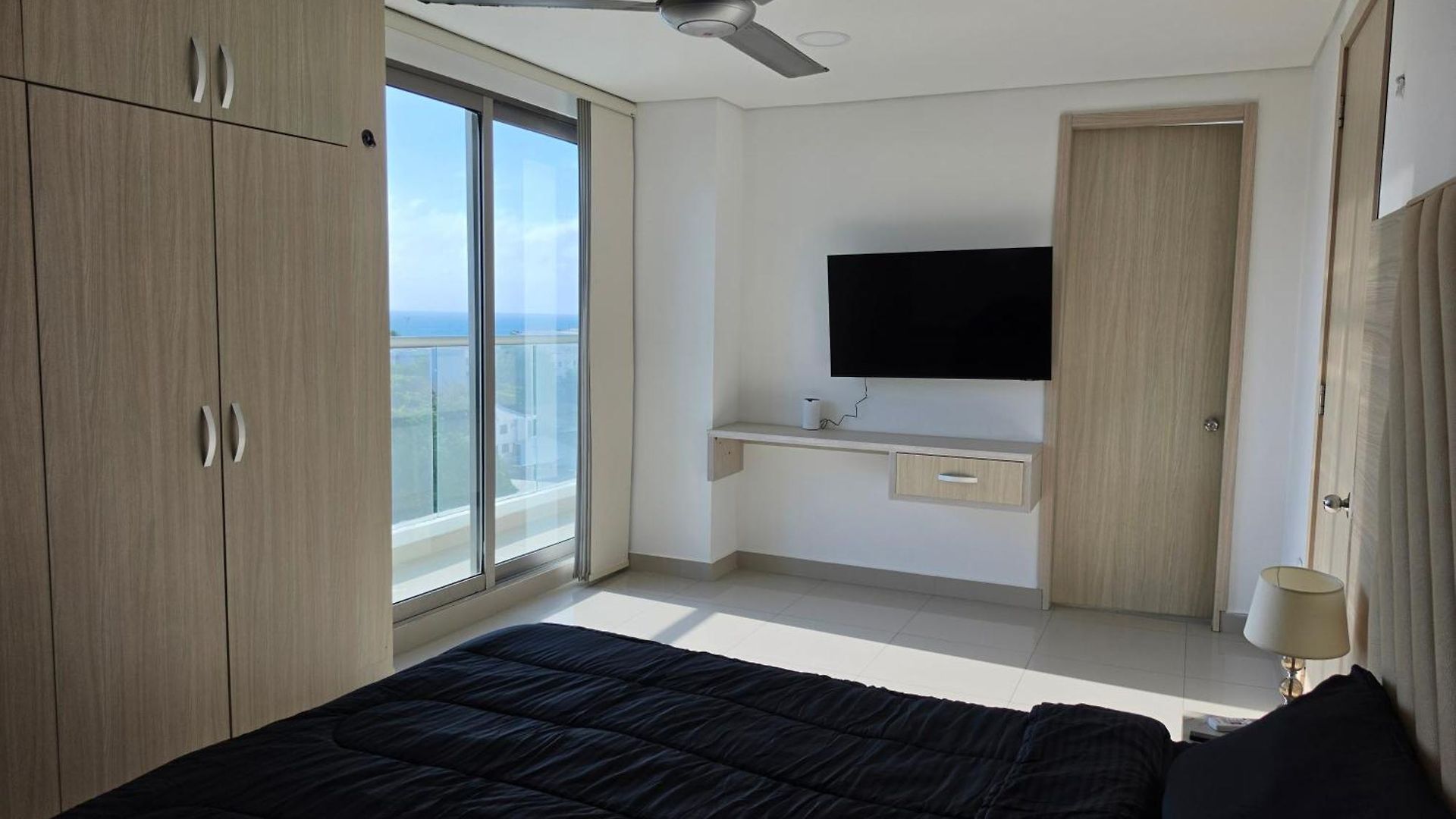 Apartamento Luxury 3br 2ba Penthouse Close To Airport-beach-rooftop Pool *