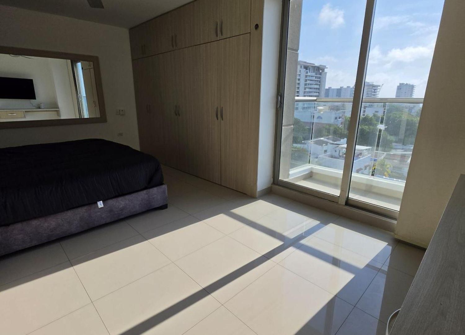 Apartamento Luxury 3br 2ba Penthouse Close To Airport-beach-rooftop Pool *