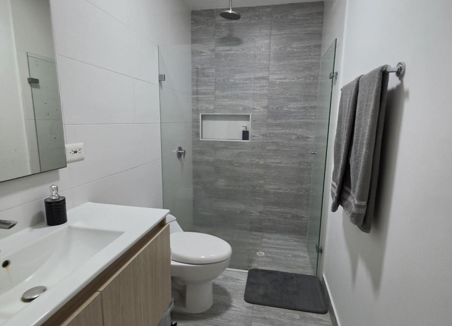 Apartamento Luxury 3br 2ba Penthouse Close To Airport-beach-rooftop Pool *