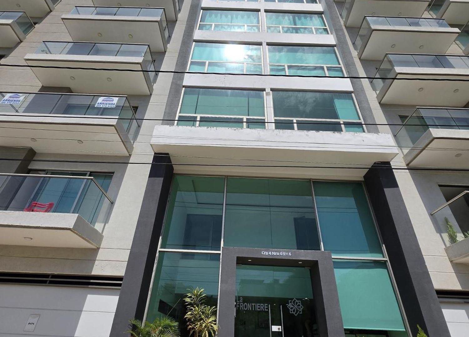 Luxury 3br 2ba Penthouse Close To Airport-beach-rooftop Pool *