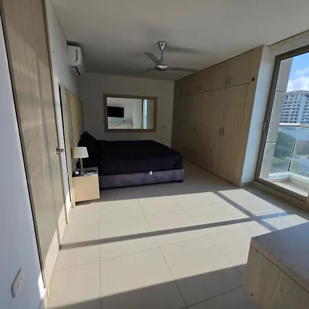 Apartamento Luxury 3br 2ba Penthouse Close To Airport-beach-rooftop Pool