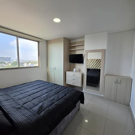 Apartamento Luxury 3br 2ba Penthouse Close To Airport-beach-rooftop Pool