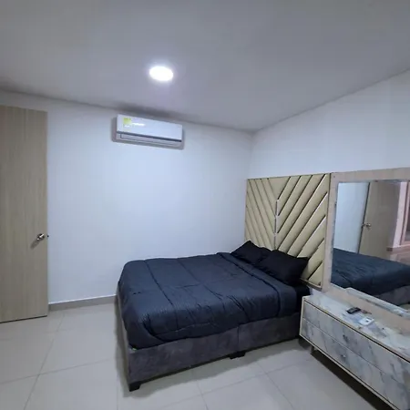 Luxury 3br 2ba Penthouse Close To Airport-beach-rooftop Pool Apartamento Cartagena